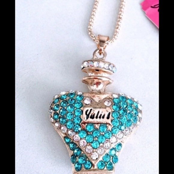 Betsey Johnson  Blingy Perfume bottle  necklace - Picture 1 of 3